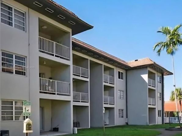 13920 Lake Placid Ct APT B19