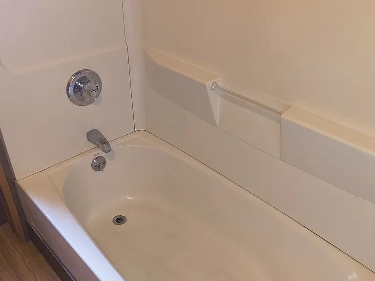 216 McKean Ave #5 — Photo 13