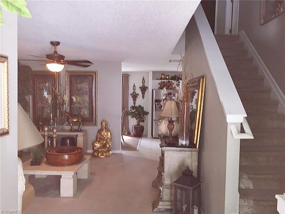 3rd image of 506 Bedford Knoll Dr