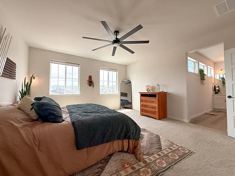 8484 Cokedale Dr — Photo 9