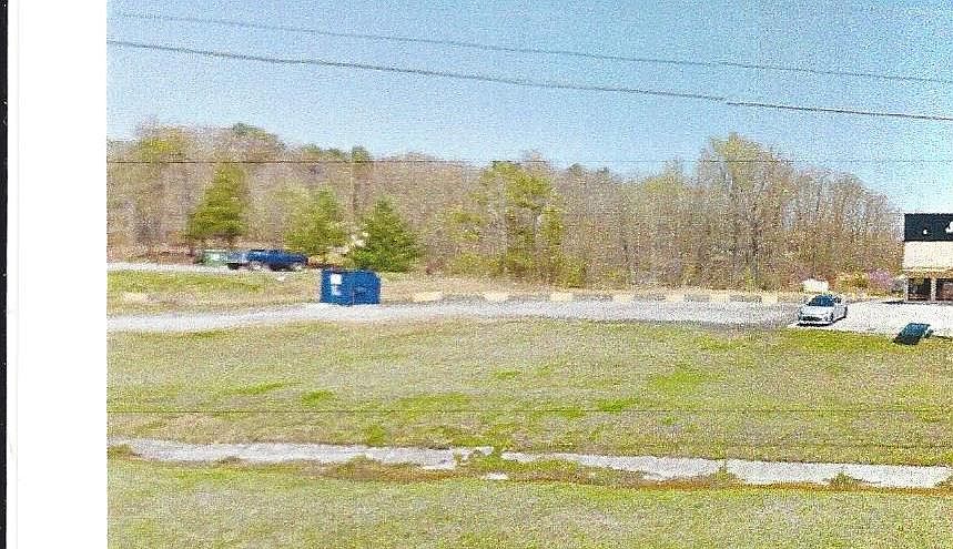 1st image of 580 E Tri County Blvd