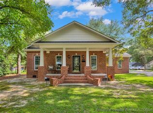 400 McMillan Ave, Red Springs, NC 28377