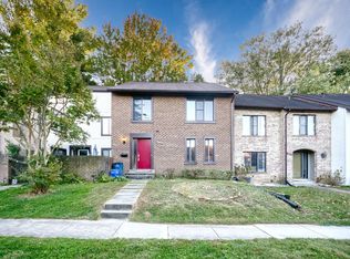 9616 Shadow Oak Dr, Gaithersburg, MD 20886