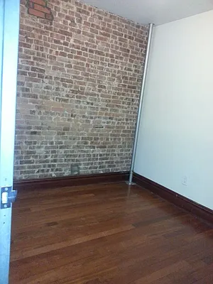 Rented by Allen Harris, LREB | media 8