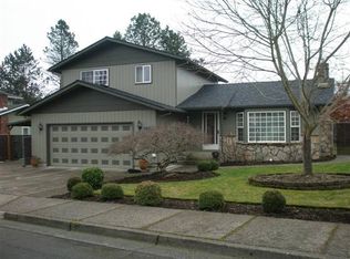 6677 E St, Springfield, OR 97478