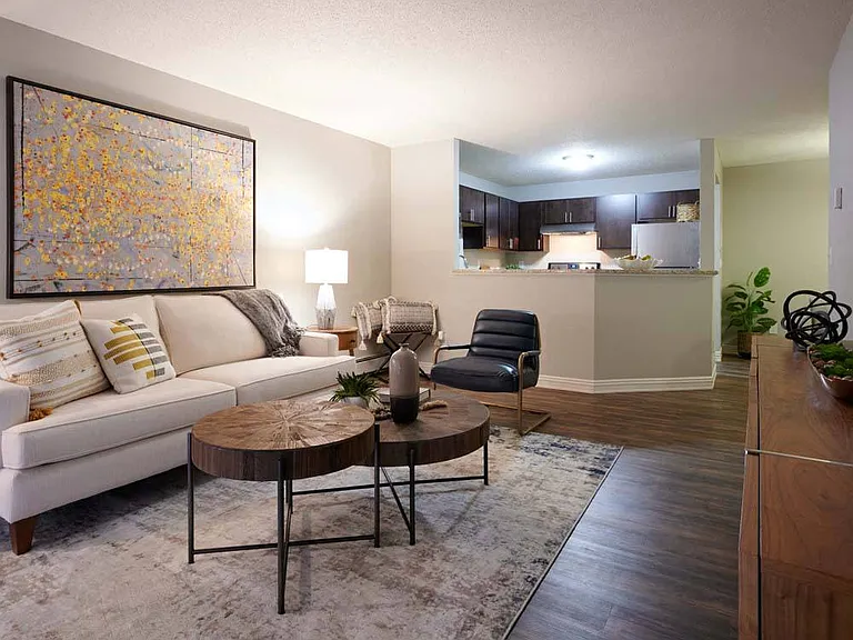 Valley Creek Apartments — Photo 13