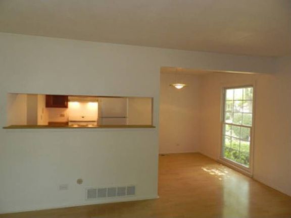 DINING RM 9X8