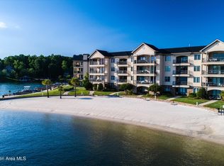 390 Marina Point Rd Unit D201, Dadeville, AL 36853