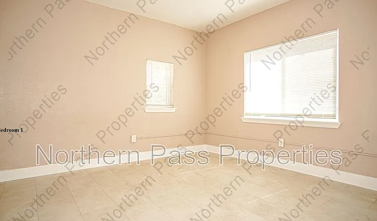 7320 Dale Rd #MAIN HOUSE — Photo 17