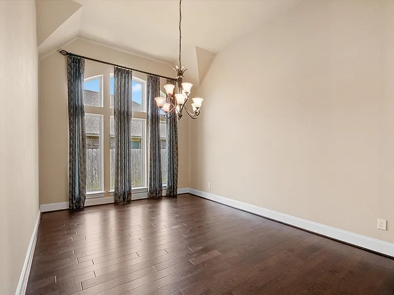 4410 Cobalt Cross St — Photo 9