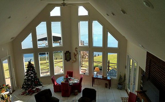 3rd image of 7981 Spring Creek Dr