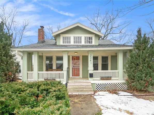 2241 E 67th St, Kansas City, MO 64132
