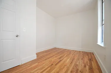 Rented by CITY SKYLINE REALTY INC
