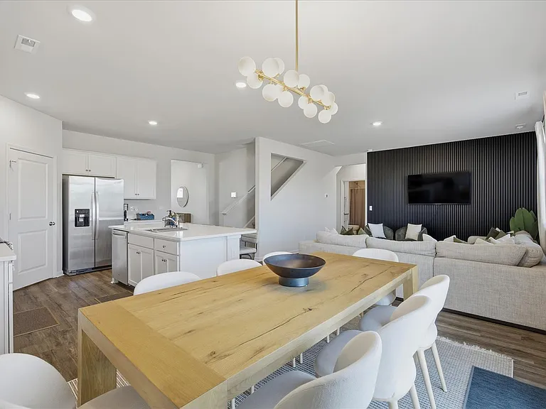 234 N Farmhouse Dr — Photo 11