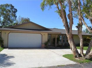 1285 Tropical S, Merritt Island, FL 32952