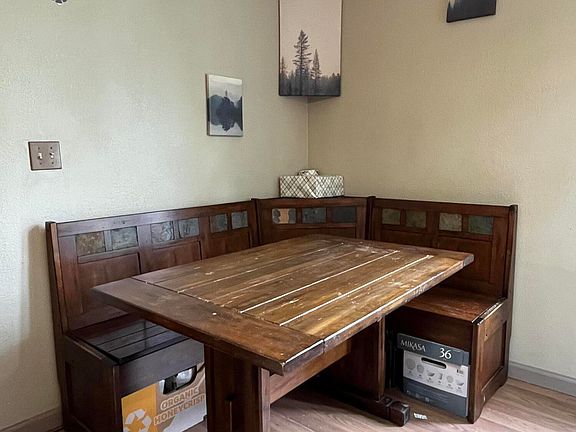 3rd image of 5161 Dows Prairie Rd