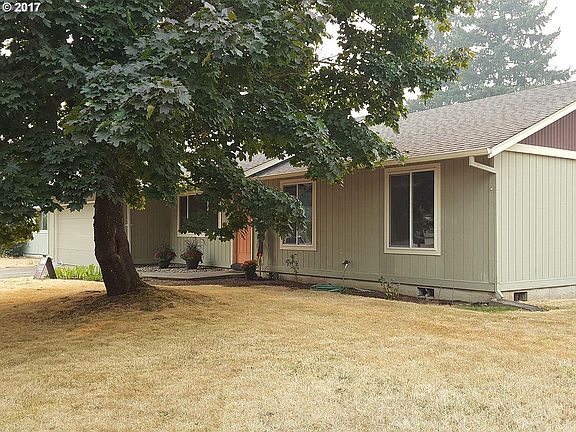 2nd image of 3516 NE 135th Ave