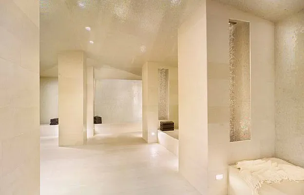 Rented by Real Easy LLC | media 40