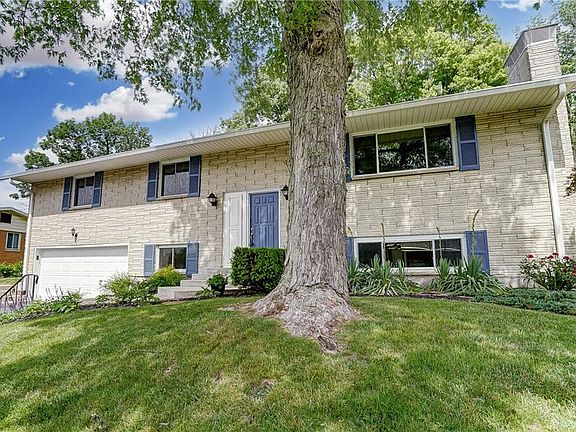 3rd image of 2455 Brahms Blvd