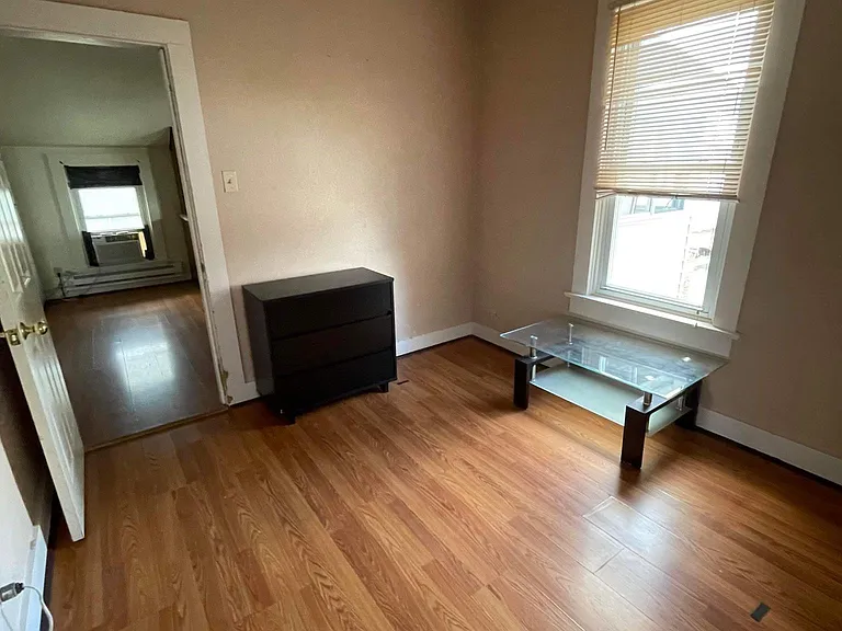 723 Romy Ave — Photo 7
