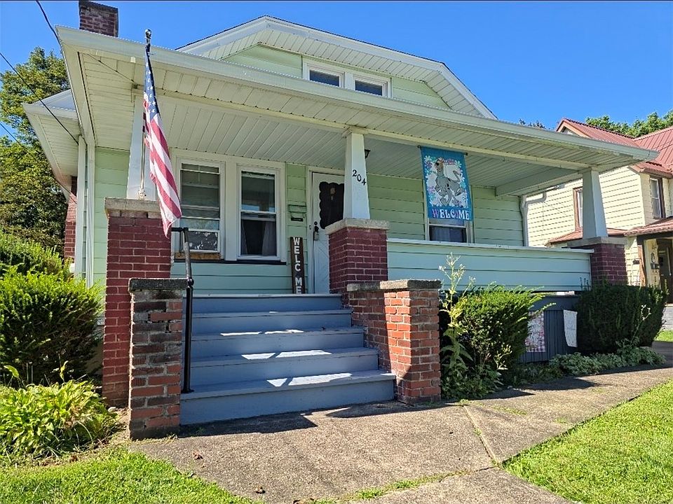 1st image of 204 Doane St