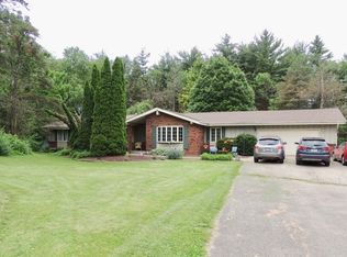 40W781 Norris Rd, Sugar Grove, IL 60554