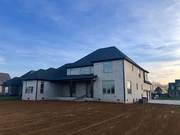 4th image of 630 Diamond Peak Dr