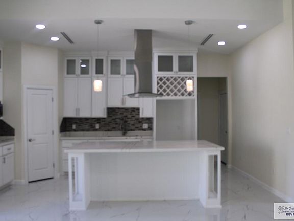 3rd image of 32863 Nayeli St