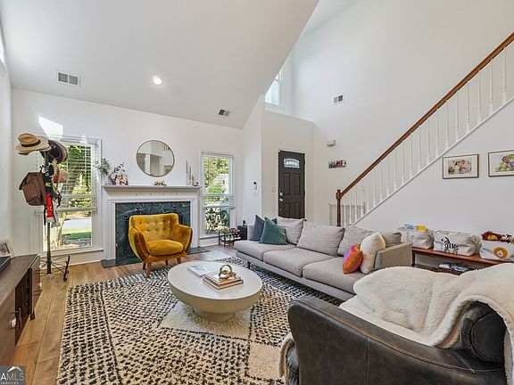 5th image of 2840 Ivey Oaks Ln