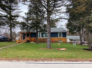 22W104 Valleyview Dr, Glen Ellyn, IL 60137