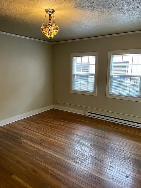 Studio, 375 sqft, $1,050 — Photo 2