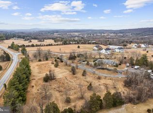 20043 Gleedsville Rd, Leesburg, VA 20175