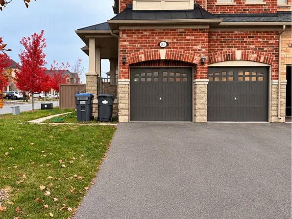 85 Finegan Cir, Brampton, ON L7A 4Z8