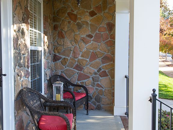 3rd image of 1013 Victoria Blake Ln