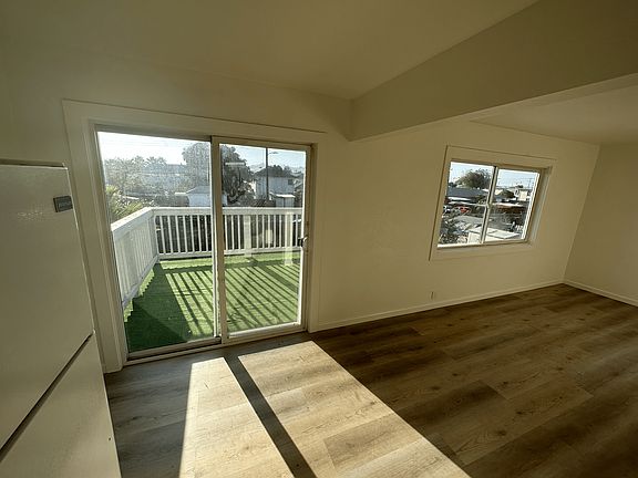 5th image of 249 1st St #249
