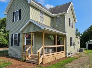 10 E North St, Ridge Farm, IL 61870