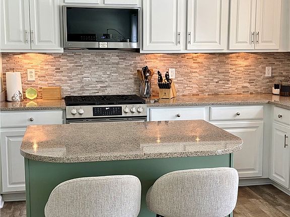 4th image of 755 Rookery Way
