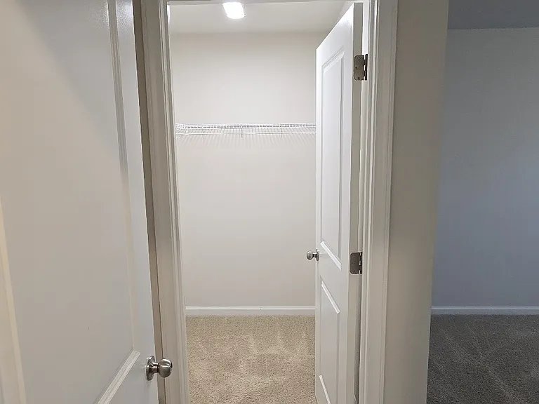 905 Robbie Jackson Ln — Photo 38