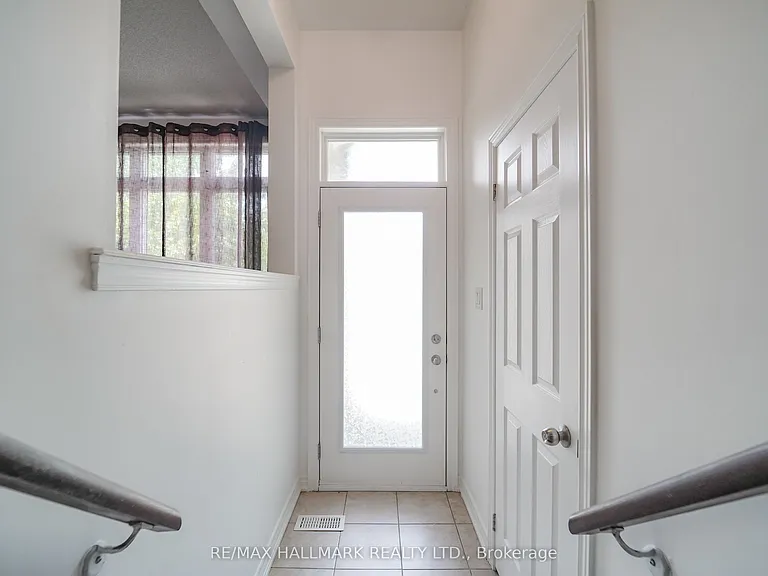 235 S Unionville Ave — Photo 4