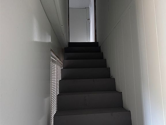 5th image of 316 Gayle Way