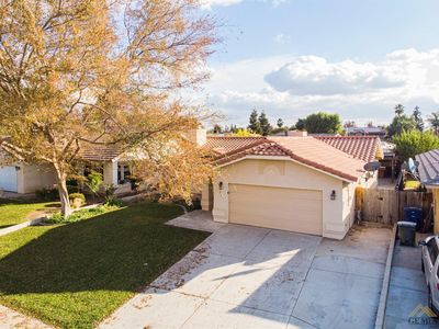 5509 Summer Solstice Dr, Bakersfield, CA, 93313