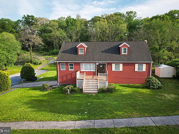 3rd image of 3737 Canterbury Rd