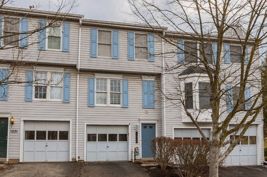 1st image of 1233 Meadowbrook Dr #A1231