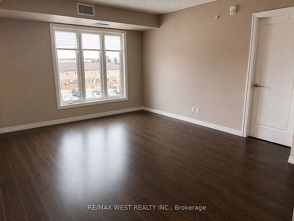 2nd image of 108 Summit Ridge Dr