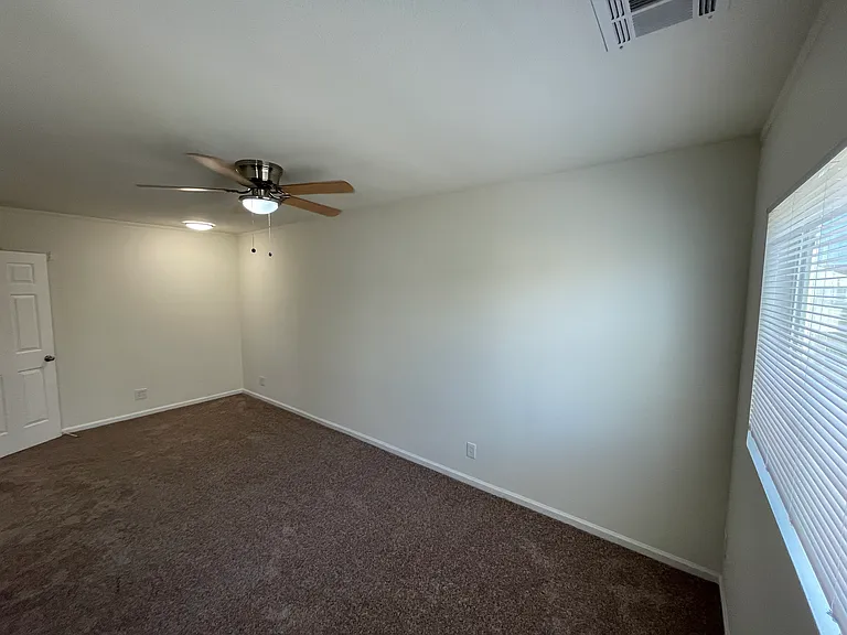 2207 Euclid Ave — Photo 18