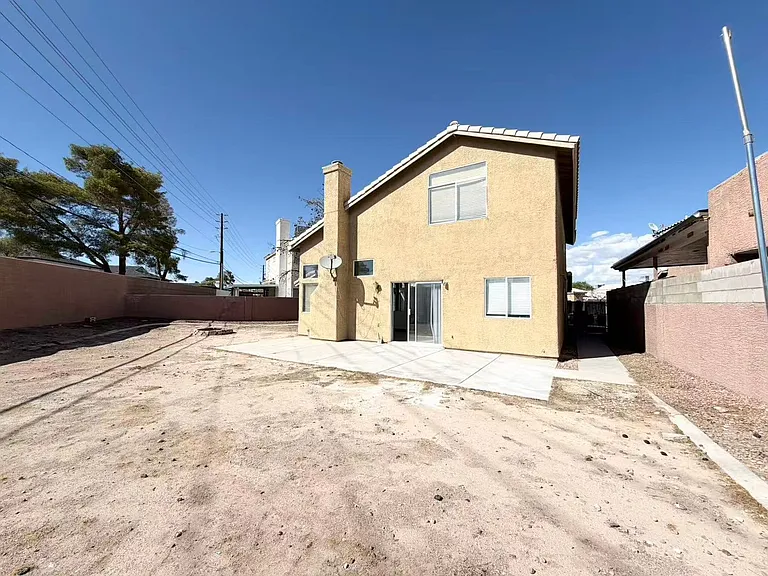 901 Golden Hawk Way — Photo 18