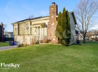 15204 S Seminole Dr, Olathe, KS 66062