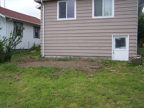 2nd image of 2348 S Grant Ave