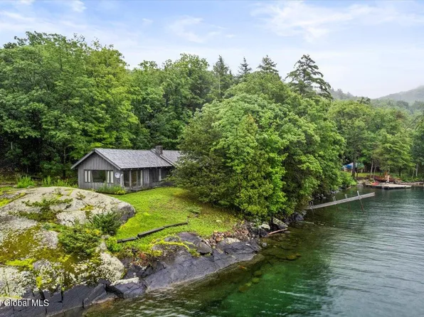 842 Gull Bay Road, Putnam Station, NY 12861