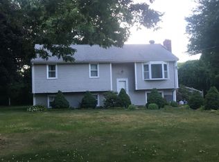 182 S Wheaton Ave, Seekonk, MA 02771